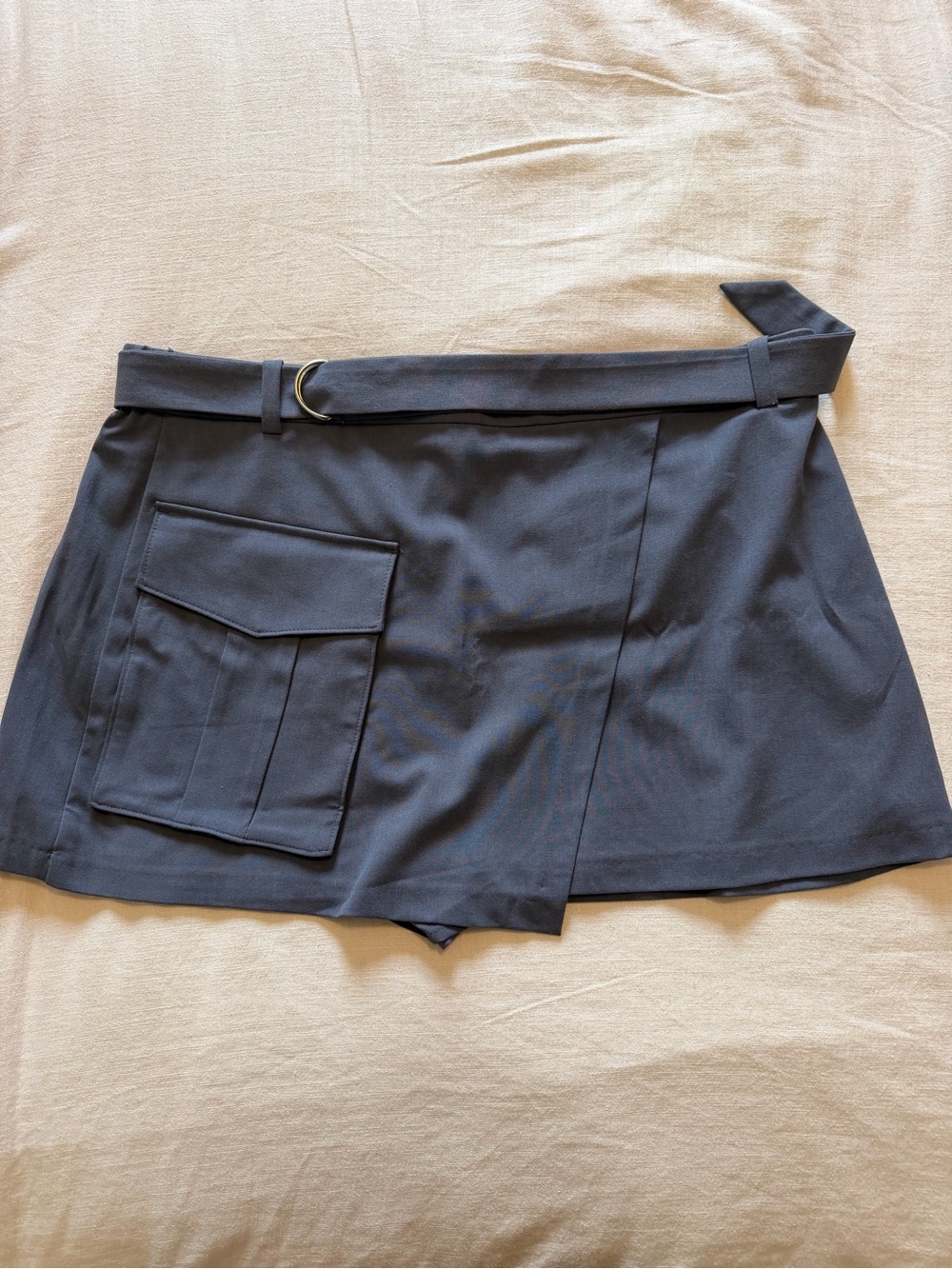 Abercrombie Women's Utility Skort with Belt - Size XL